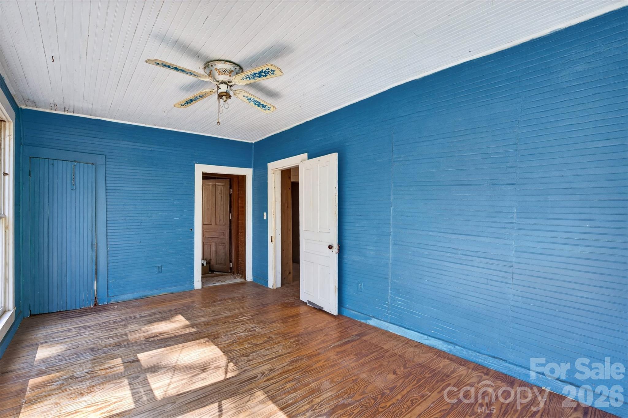 105 Poplar Street Saluda NC 28773