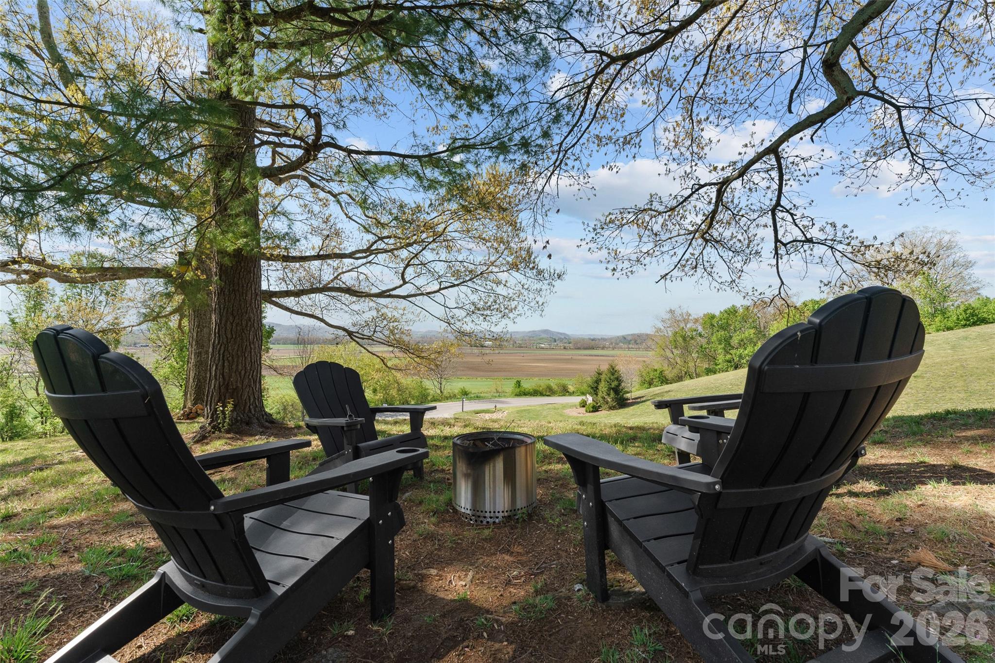 503 Nesbitt Drive Mills River NC 28759