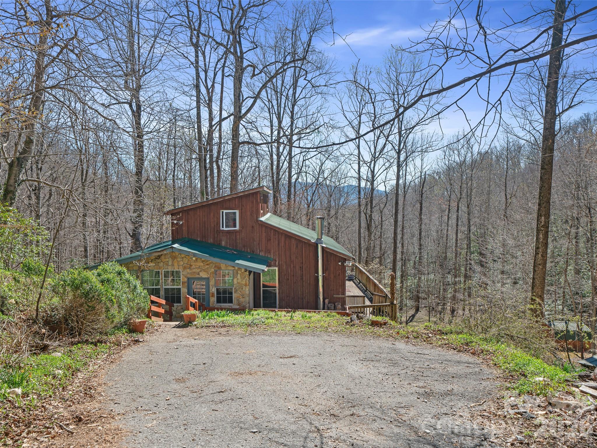 966 Waites Hollifield Road Marion NC 28752