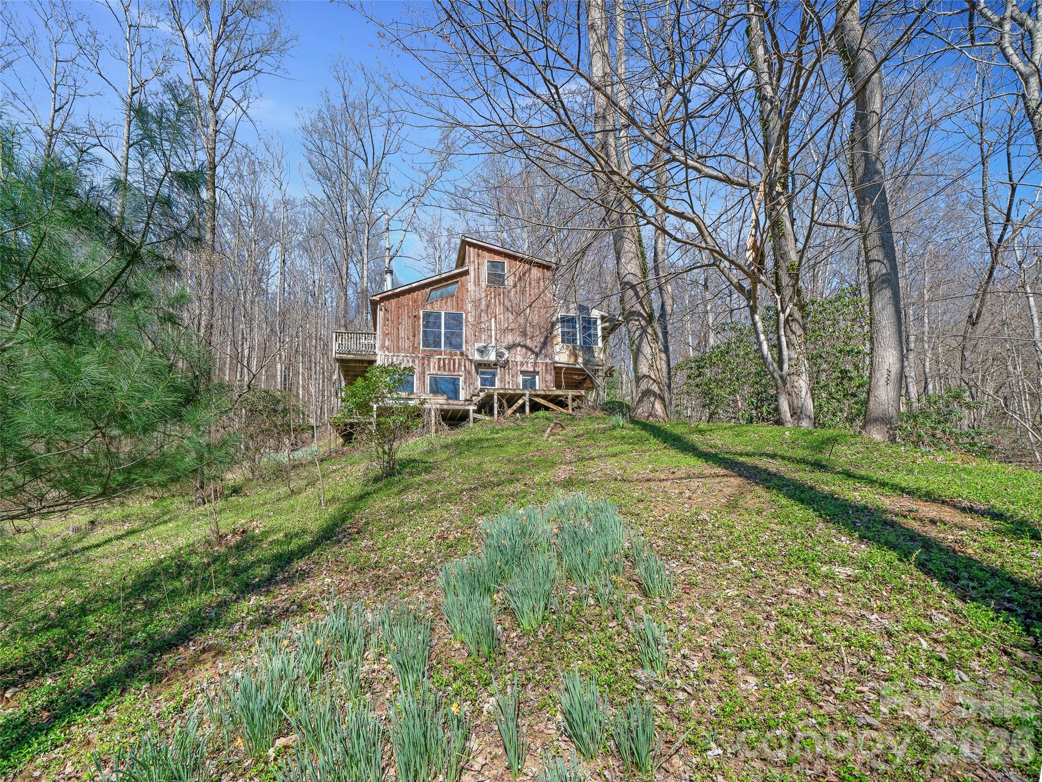 966 Waites Hollifield Road Marion NC 28752