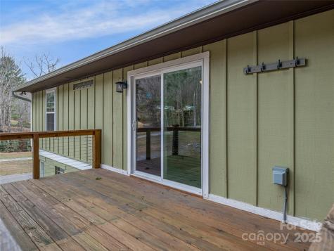 704 Old Fort Road Fairview NC 28730