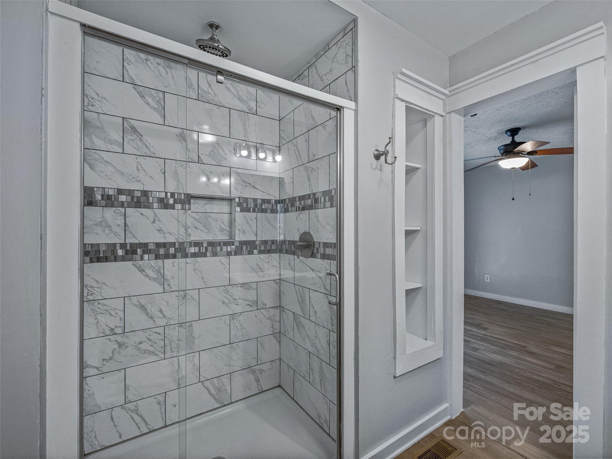 704 Old Fort Road Fairview NC 28730