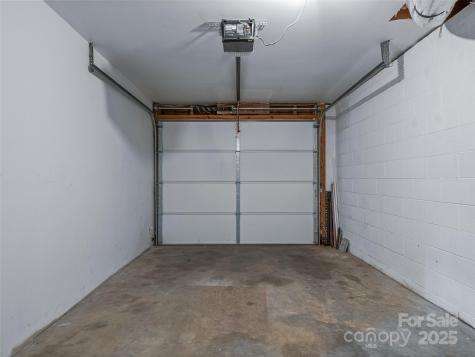 704 Old Fort Road Fairview NC 28730