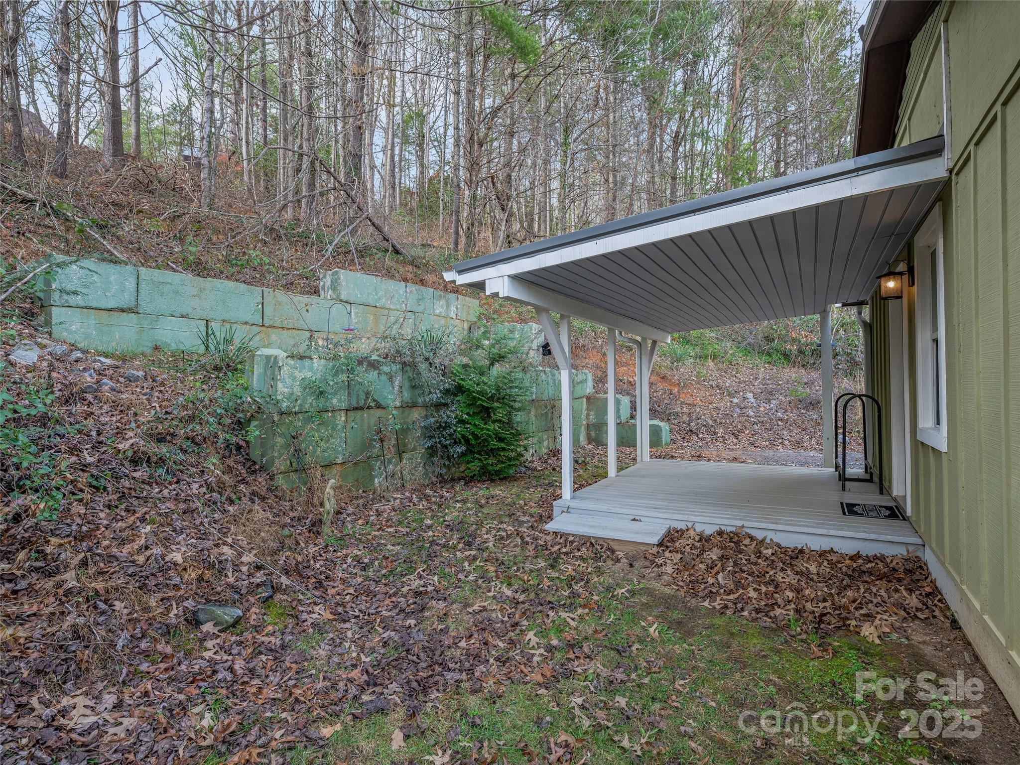 704 Old Fort Road Fairview NC 28730