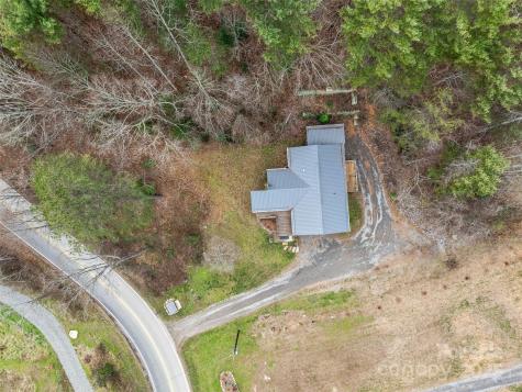 704 Old Fort Road Fairview NC 28730