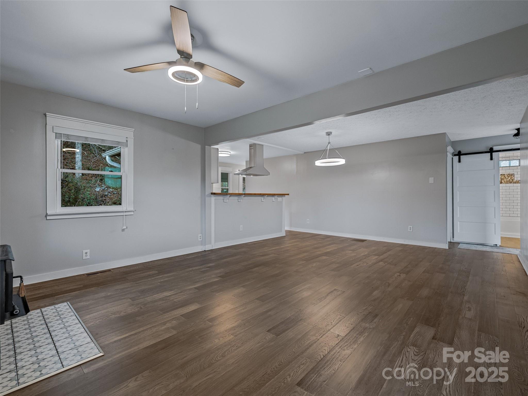 704 Old Fort Road Fairview NC 28730