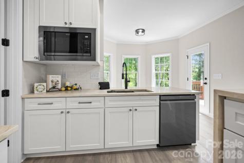1378 Valhalla Drive Denver NC 28037
