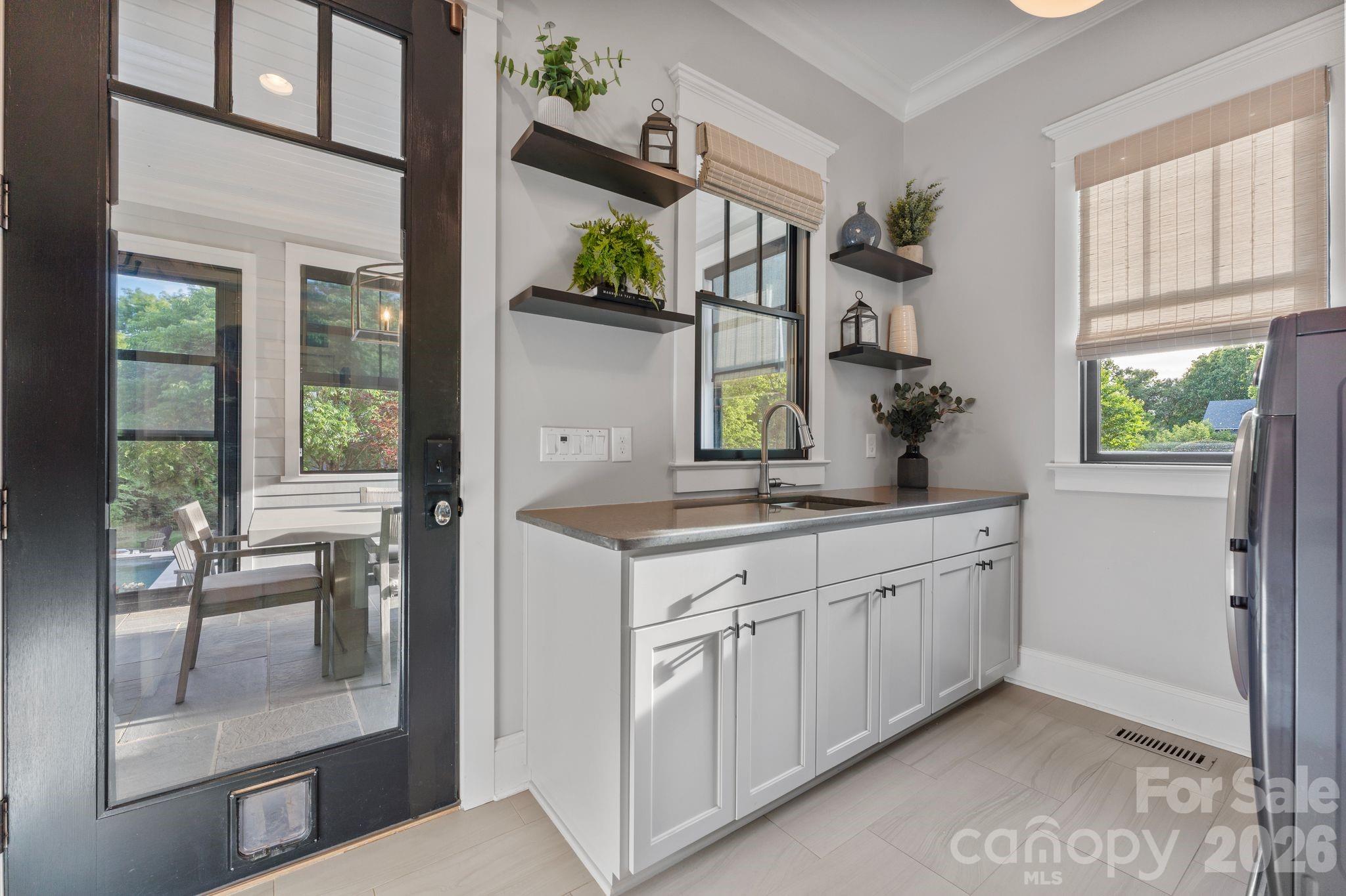 351 Delburg Street Davidson NC 28036