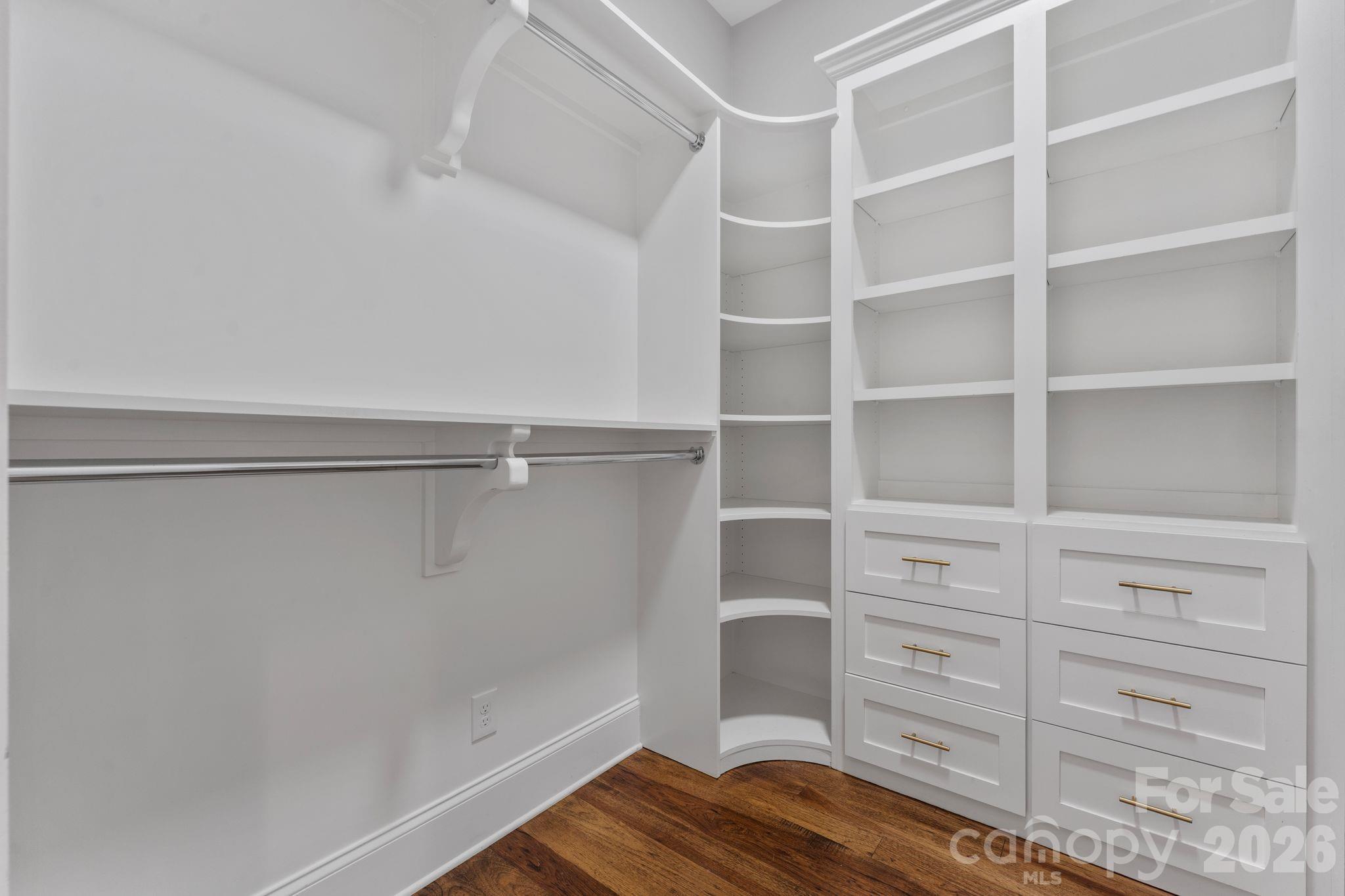 351 Delburg Street Davidson NC 28036