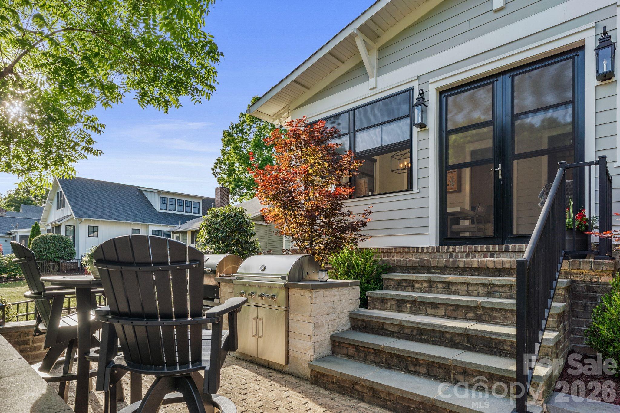 351 Delburg Street Davidson NC 28036