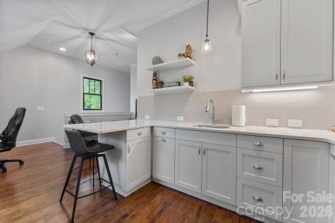 351 Delburg Street Davidson NC 28036