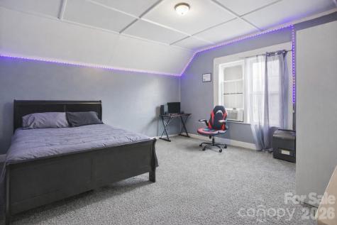 1212 S Salisbury Avenue Spencer NC 28159
