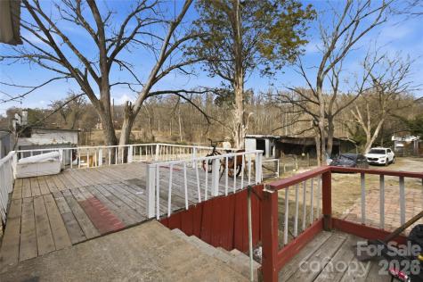 1212 S Salisbury Avenue Spencer NC 28159