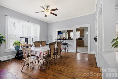 1212 S Salisbury Avenue Spencer NC 28159