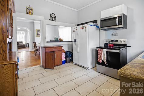 1212 S Salisbury Avenue Spencer NC 28159