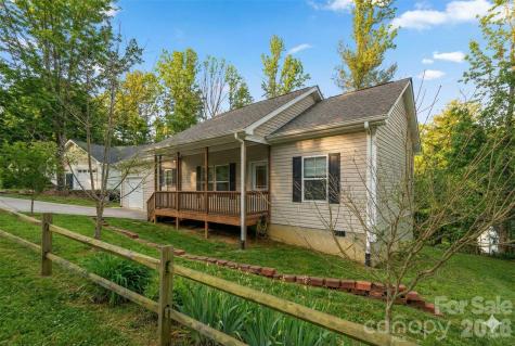 138 Lone Eagle Lane Hendersonville NC 28739