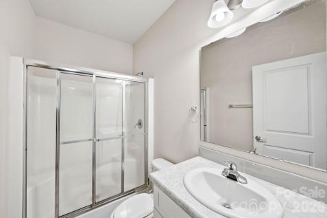 138 Lone Eagle Lane Hendersonville NC 28739