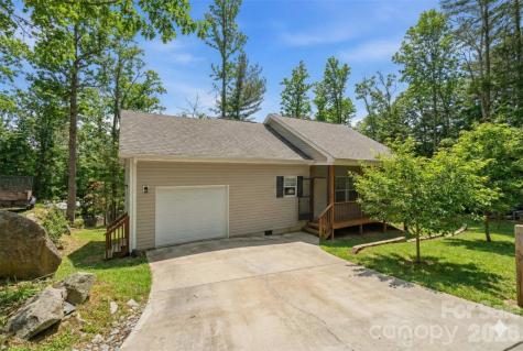 138 Lone Eagle Lane Hendersonville NC 28739