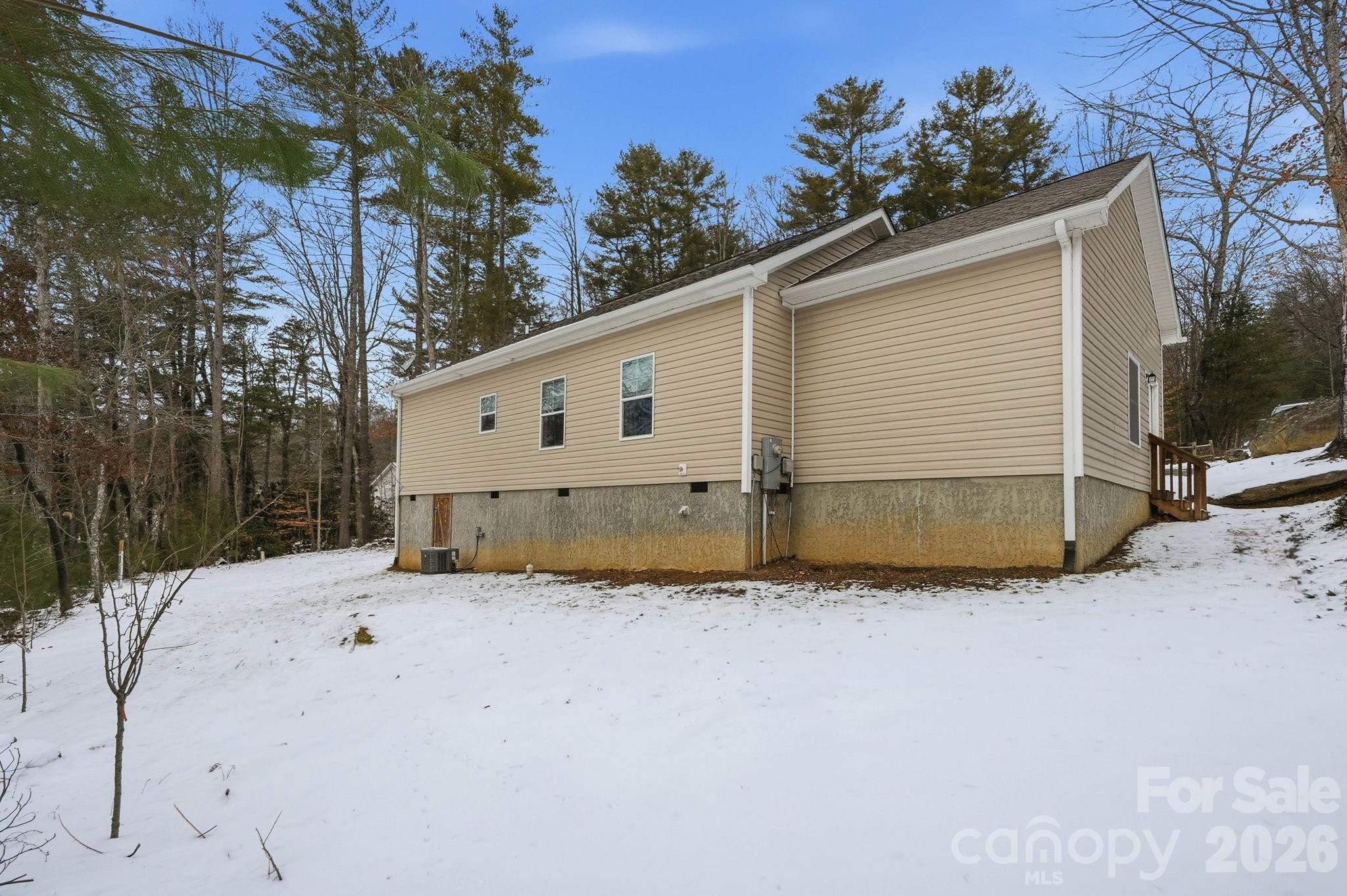 138 Lone Eagle Lane Hendersonville NC 28739