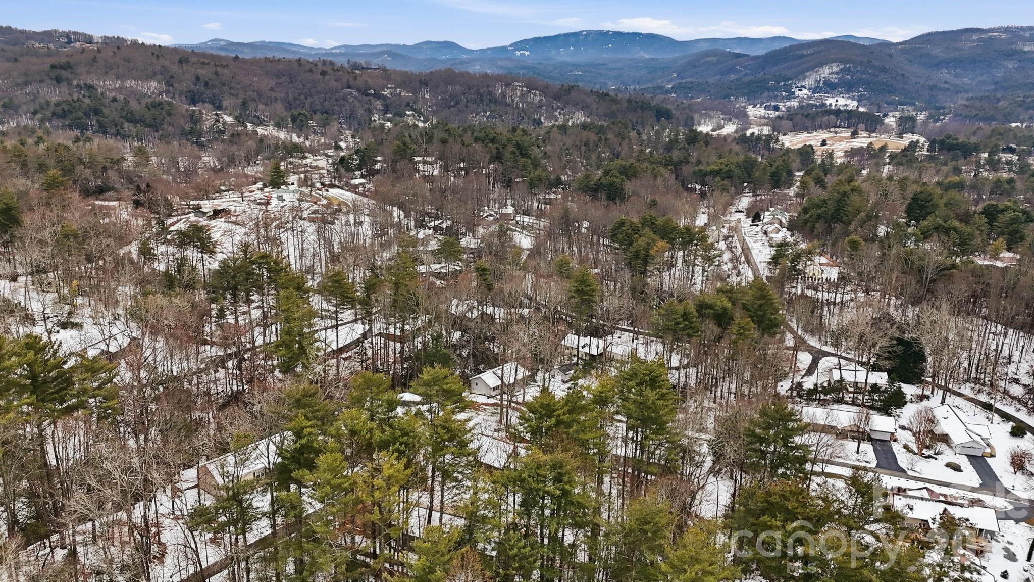 138 Lone Eagle Lane Hendersonville NC 28739