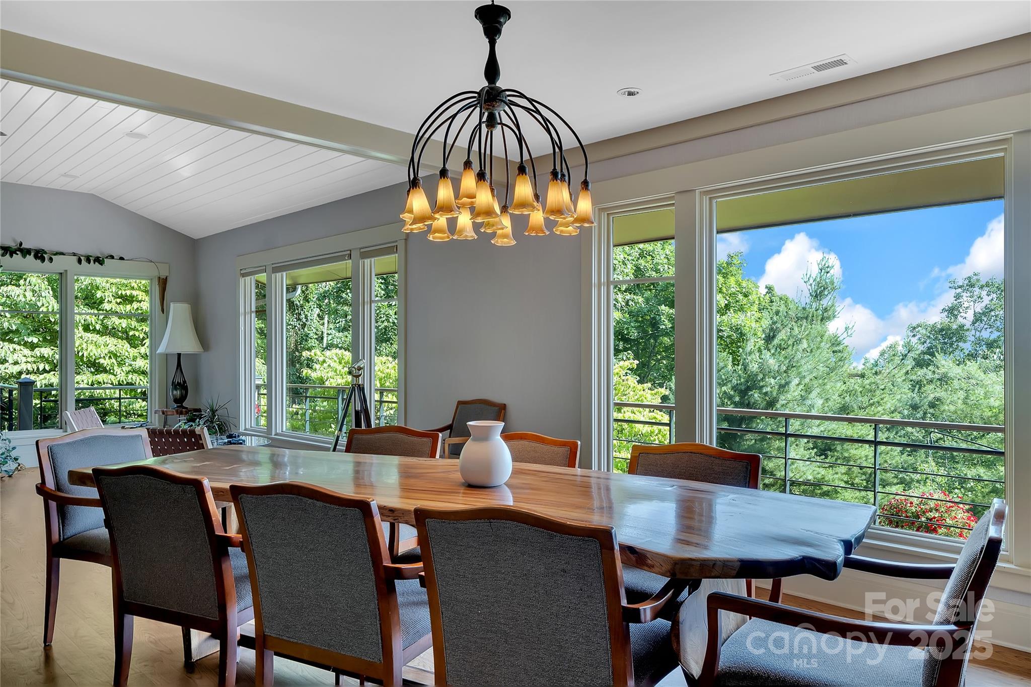 24 Westhaven Drive Asheville NC 28804