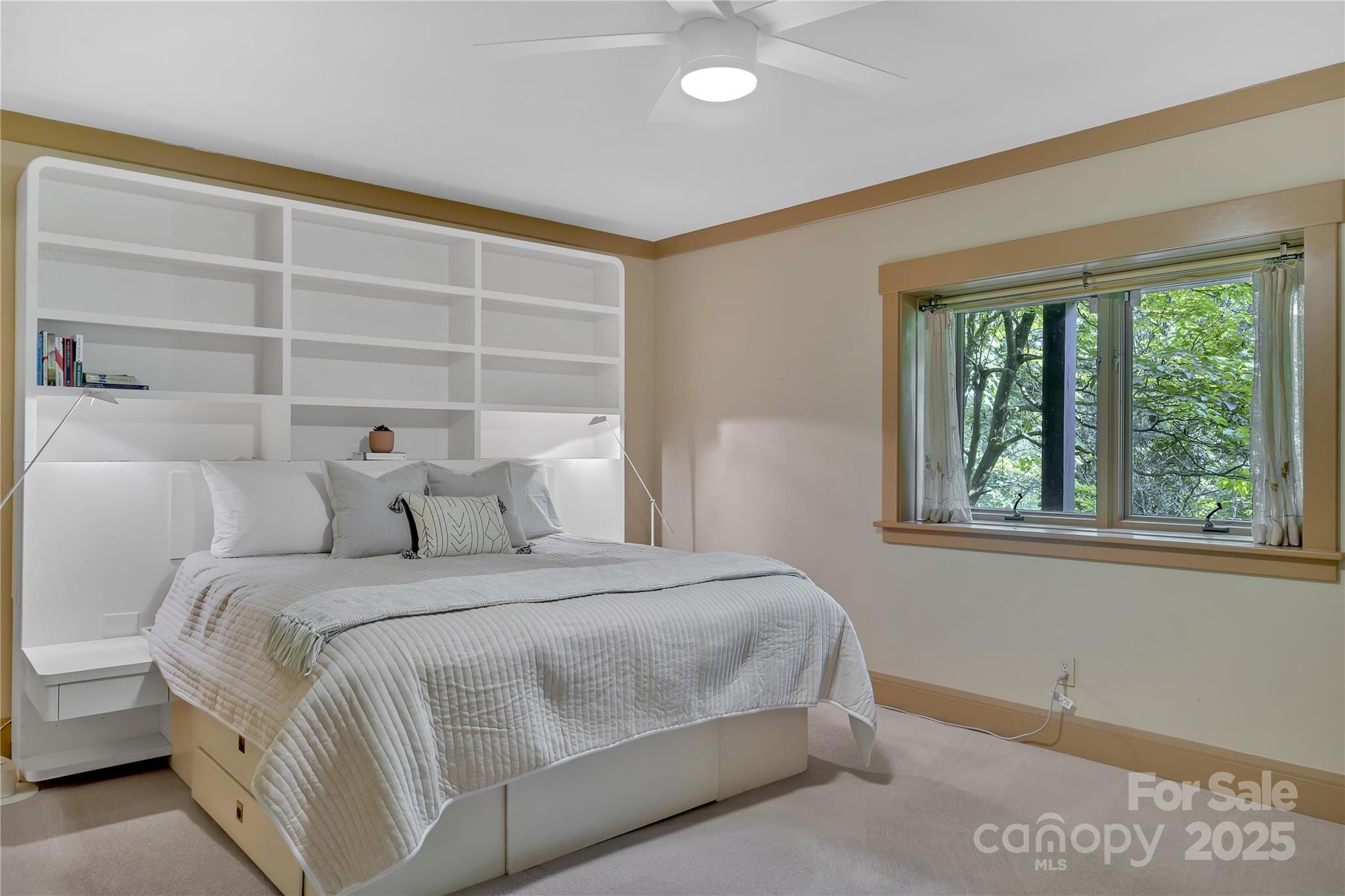 24 Westhaven Drive Asheville NC 28804