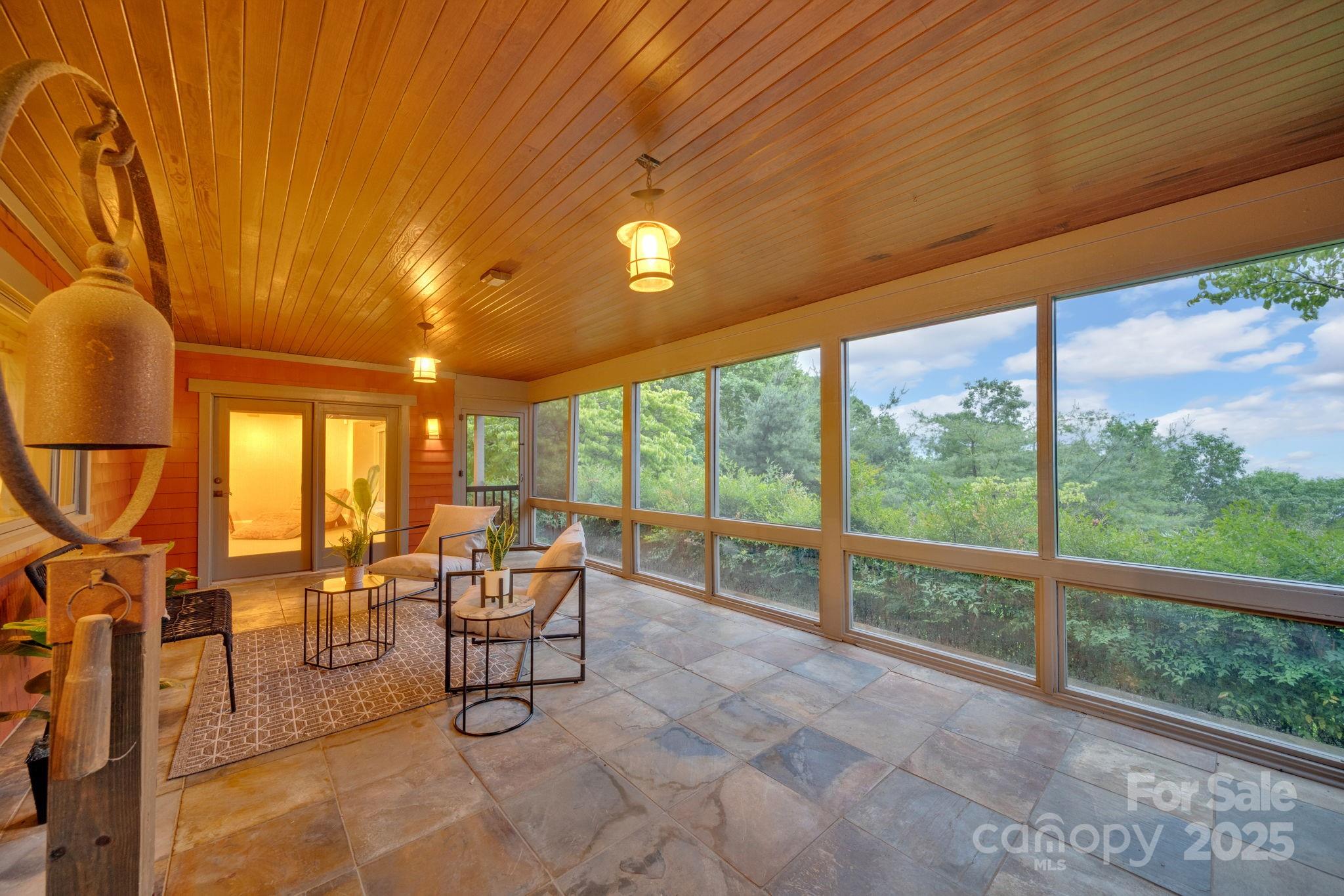 24 Westhaven Drive Asheville NC 28804