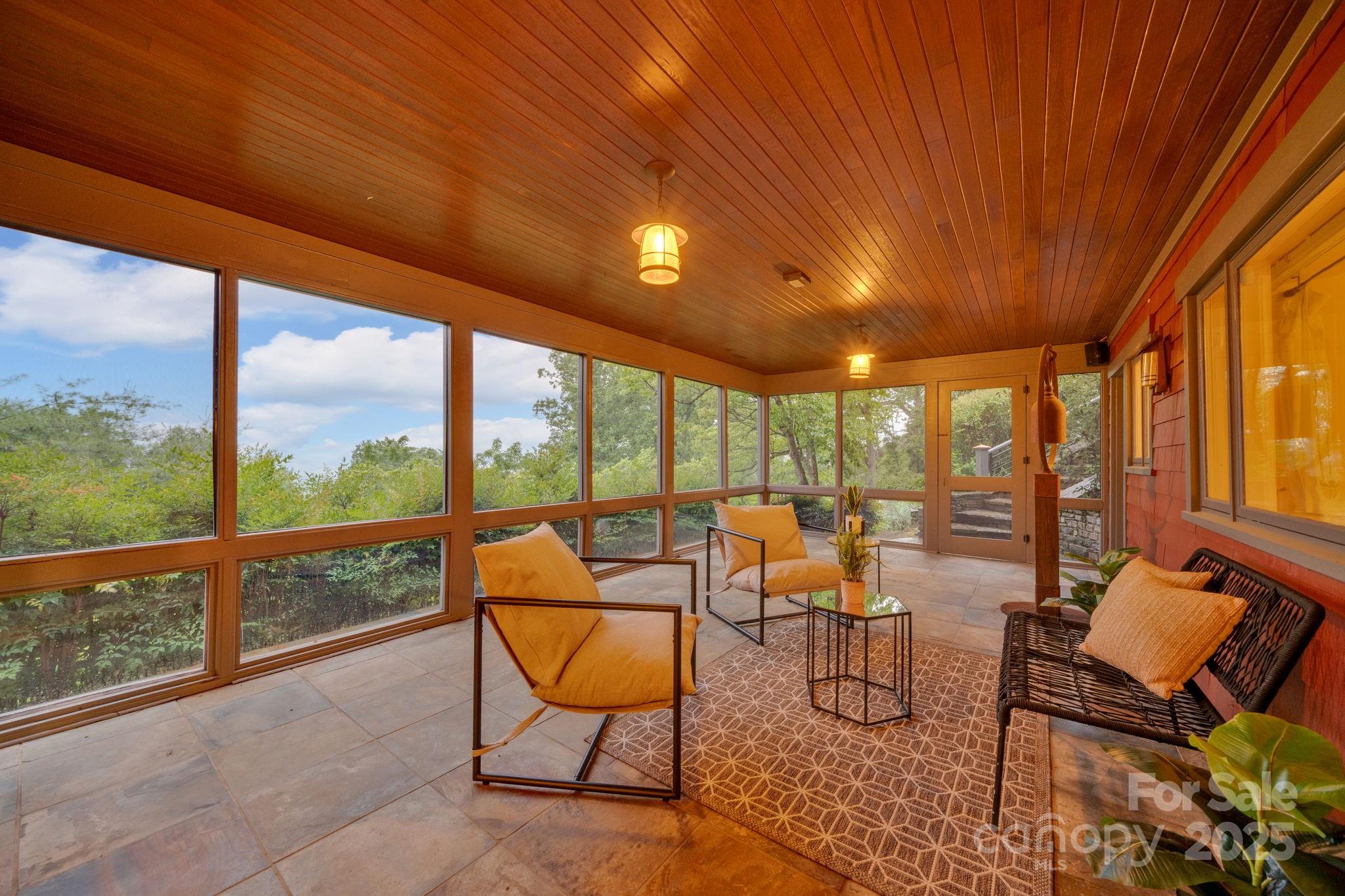 24 Westhaven Drive Asheville NC 28804