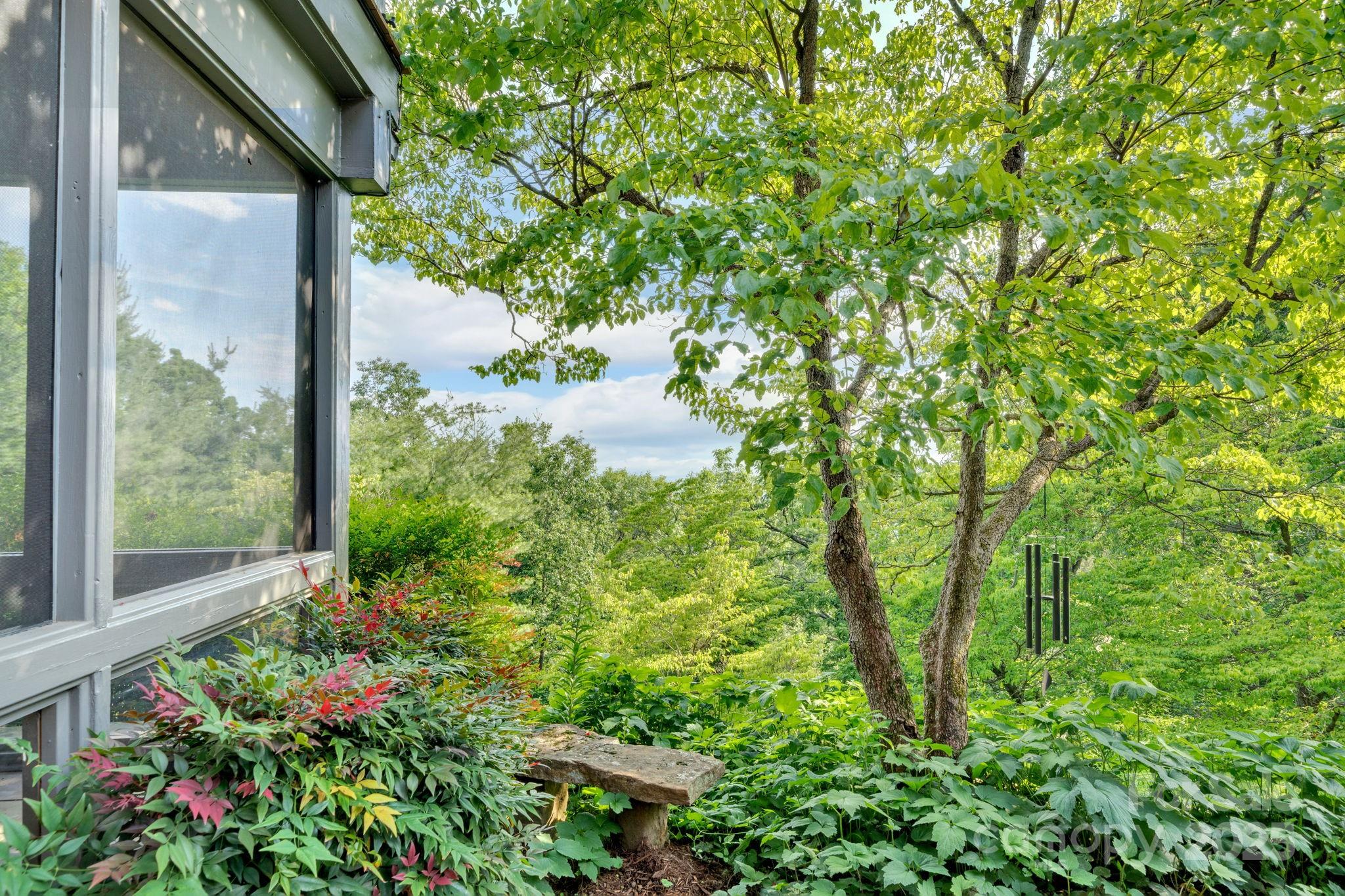 24 Westhaven Drive Asheville NC 28804