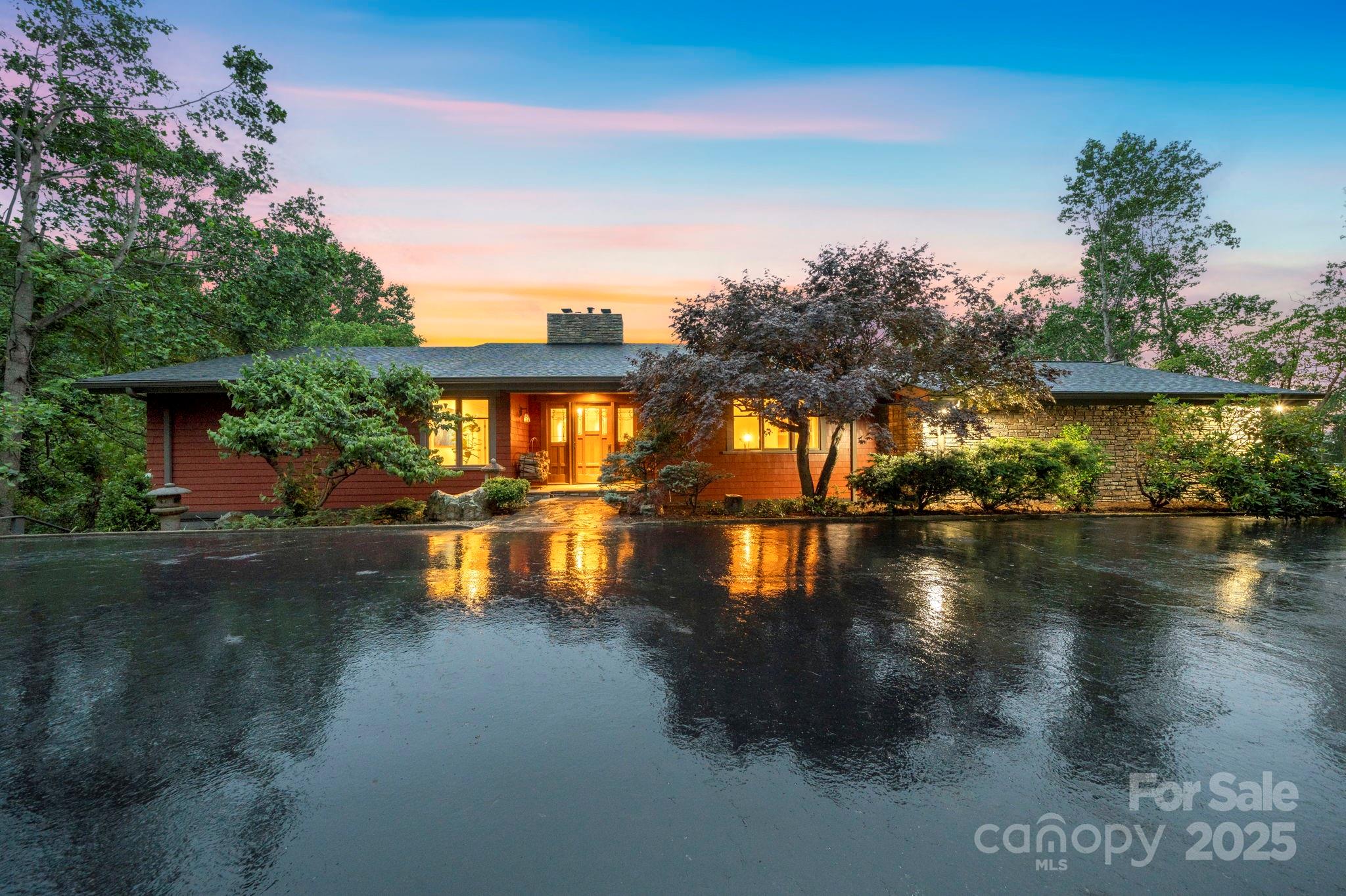 24 Westhaven Drive Asheville NC 28804