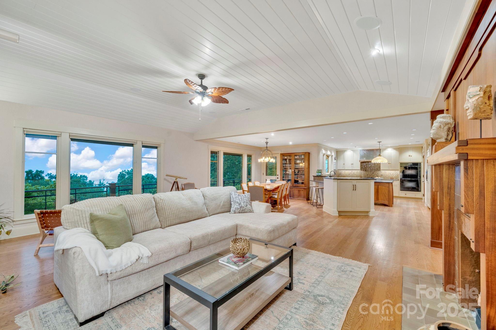 24 Westhaven Drive Asheville NC 28804