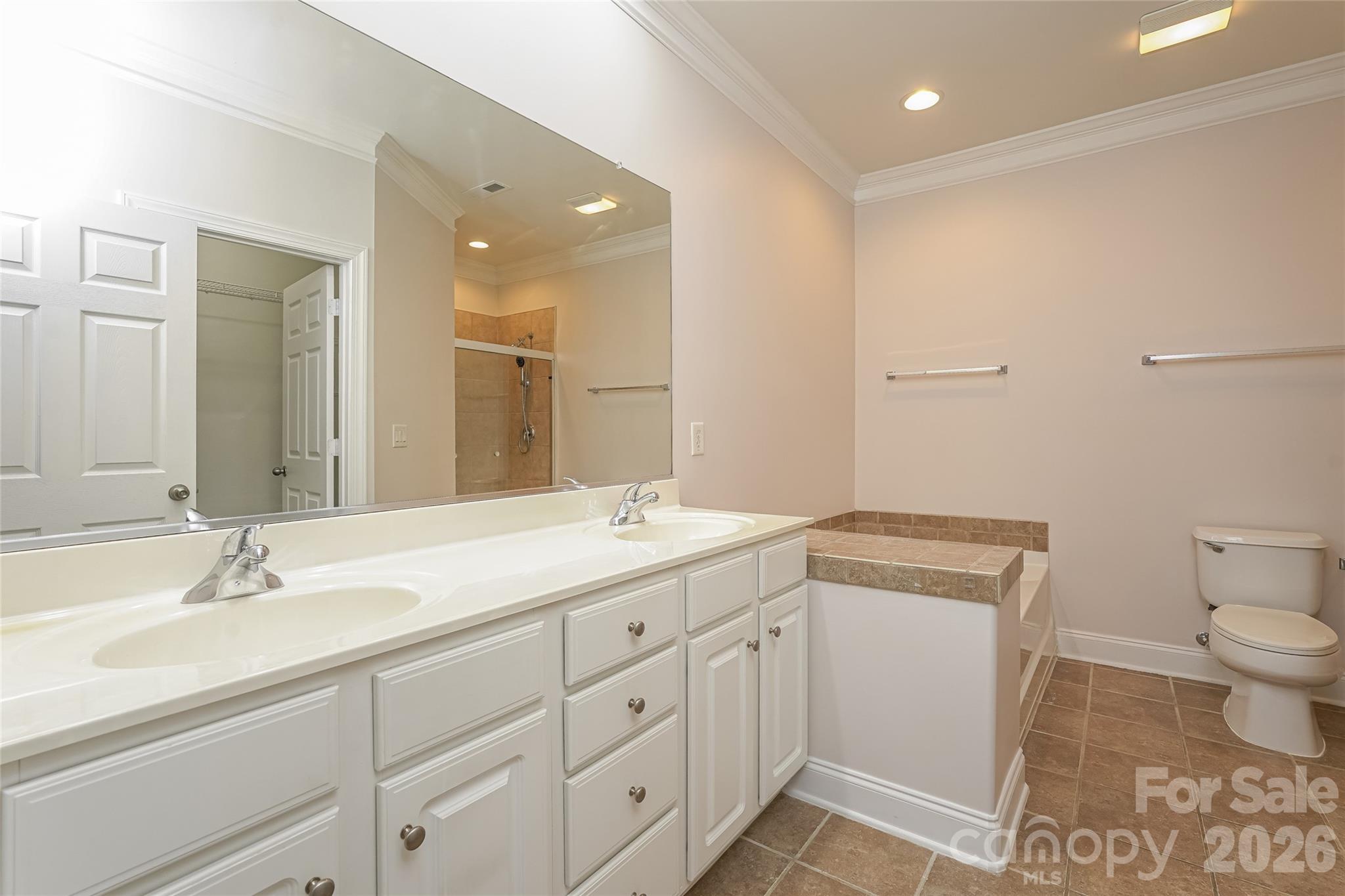 604 Southlake Court Lexington NC 27295