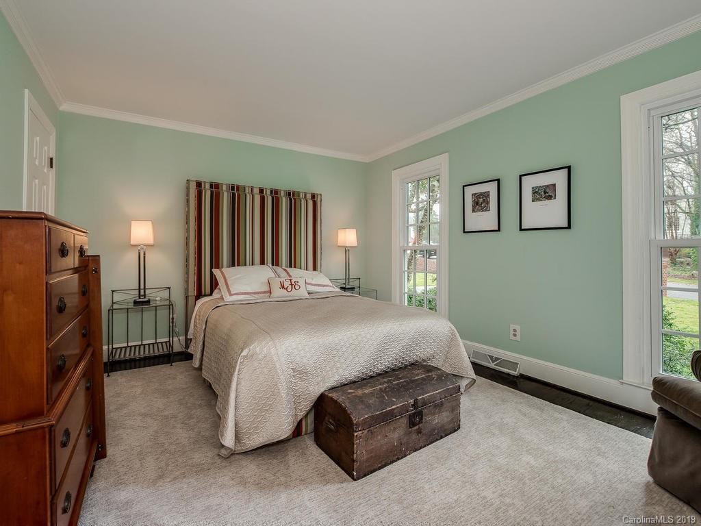 4833 Broad Hollow Drive Charlotte NC 28226