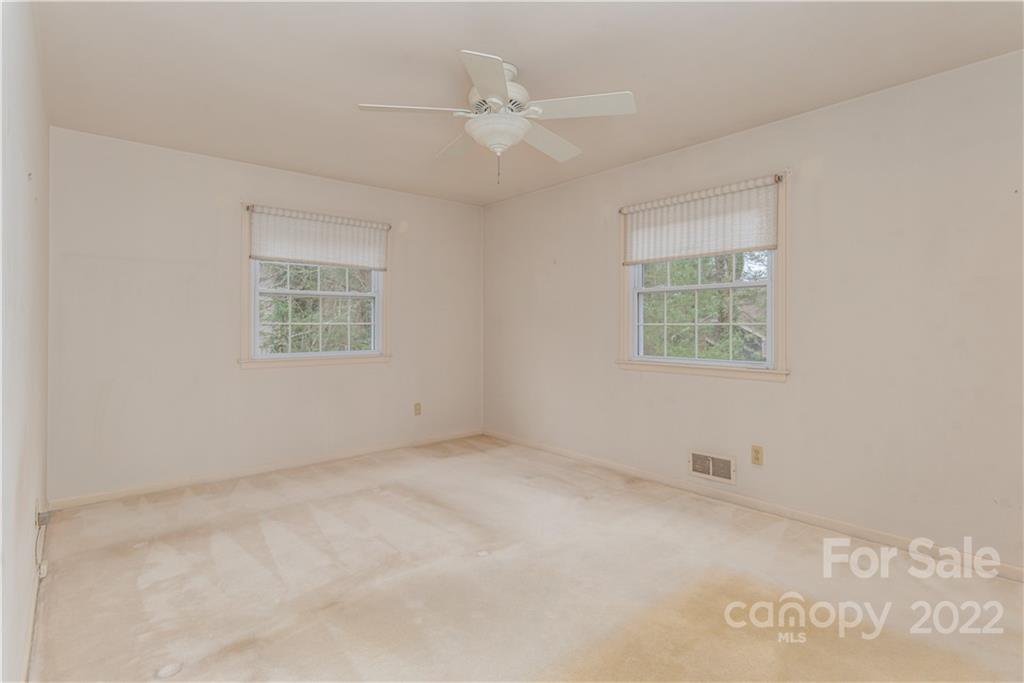 8 Glenview Road Asheville NC 28804