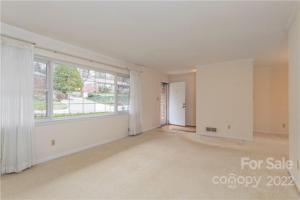 8 Glenview Road Asheville NC 28804