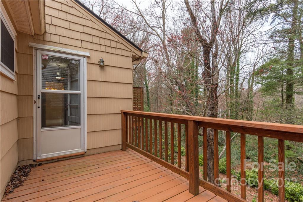 8 Glenview Road Asheville NC 28804