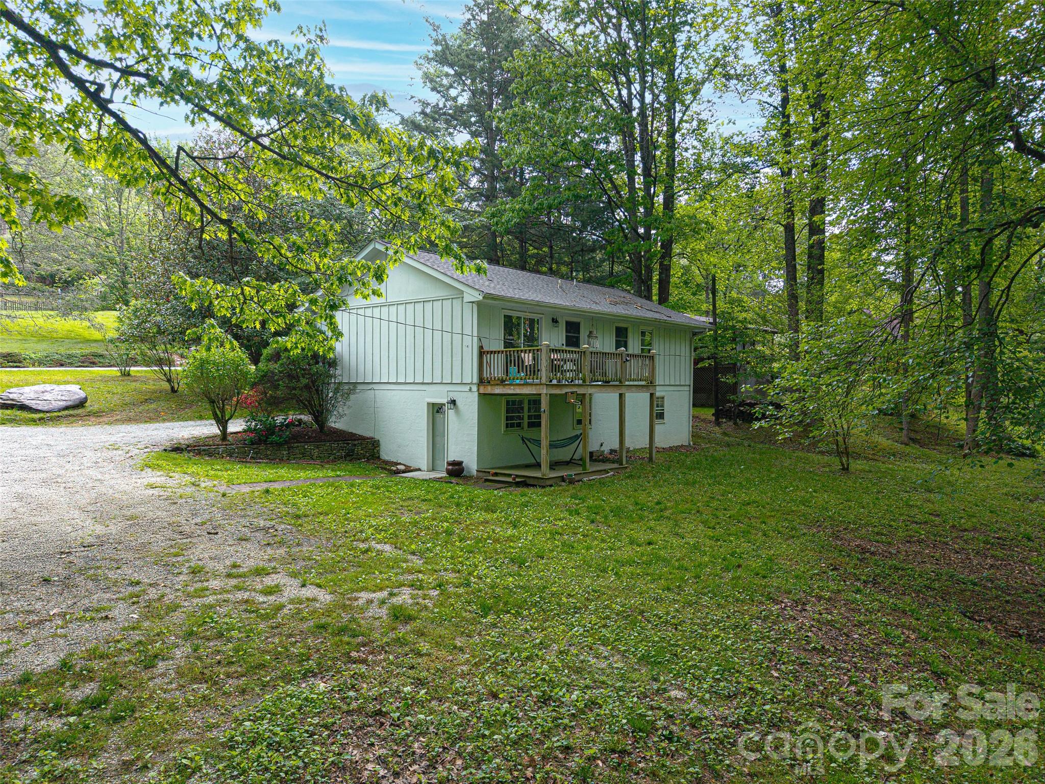 659 Salisbury Road Hendersonville NC 28792