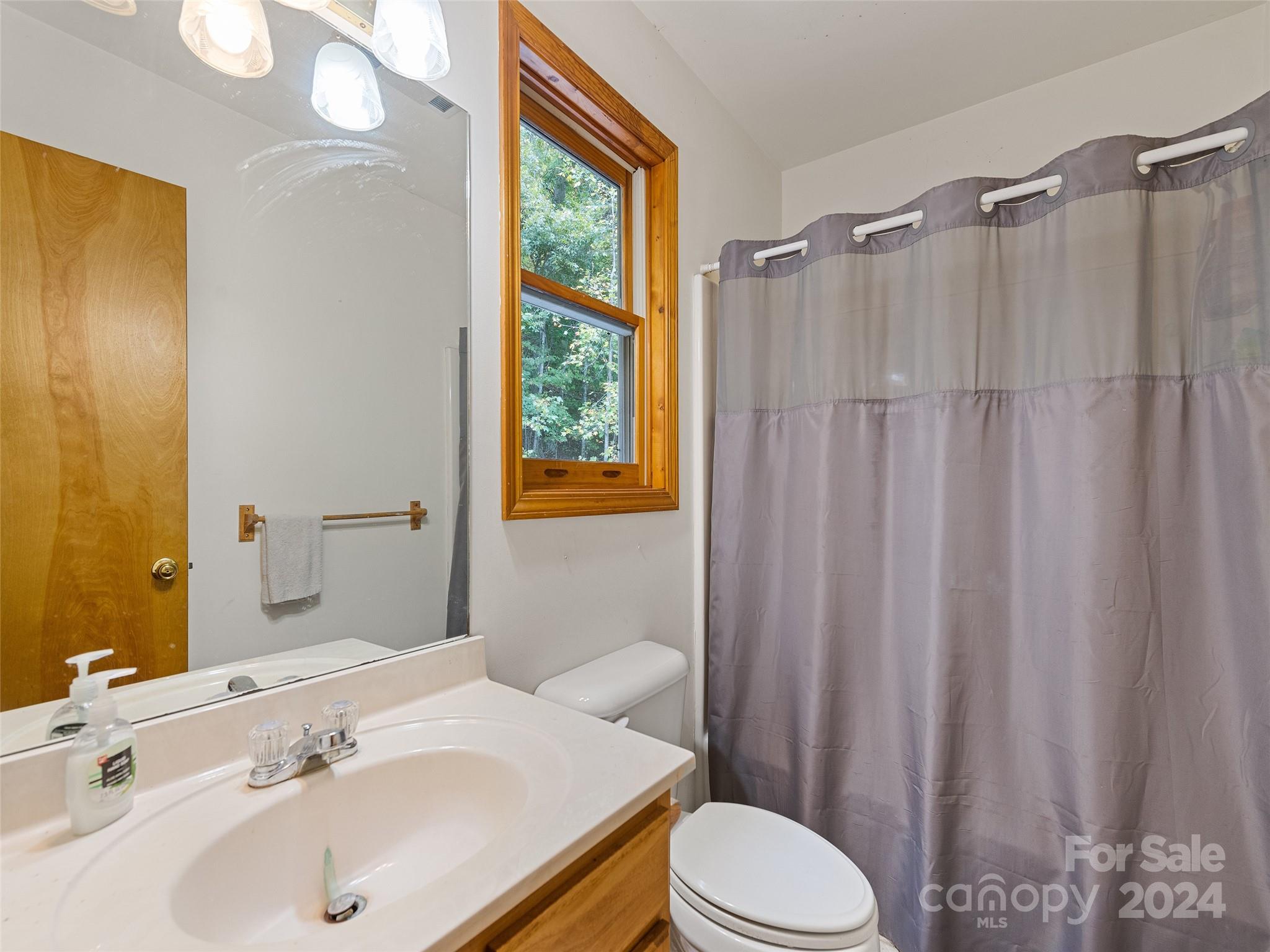 134 Nix Creek Road Canton NC 28716