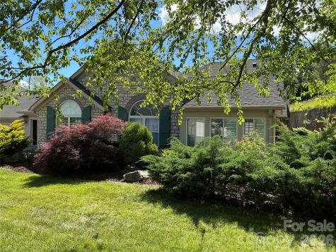 60 Mountain Meadow Circle Weaverville NC 28787