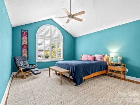 60 Mountain Meadow Circle Weaverville NC 28787