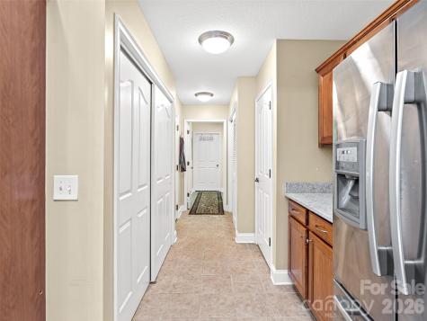 60 Mountain Meadow Circle Weaverville NC 28787