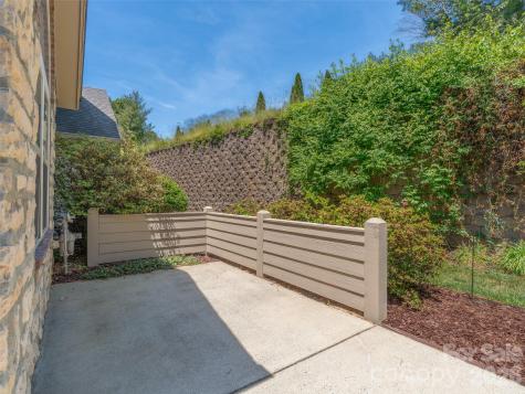 60 Mountain Meadow Circle Weaverville NC 28787