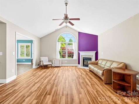 60 Mountain Meadow Circle Weaverville NC 28787