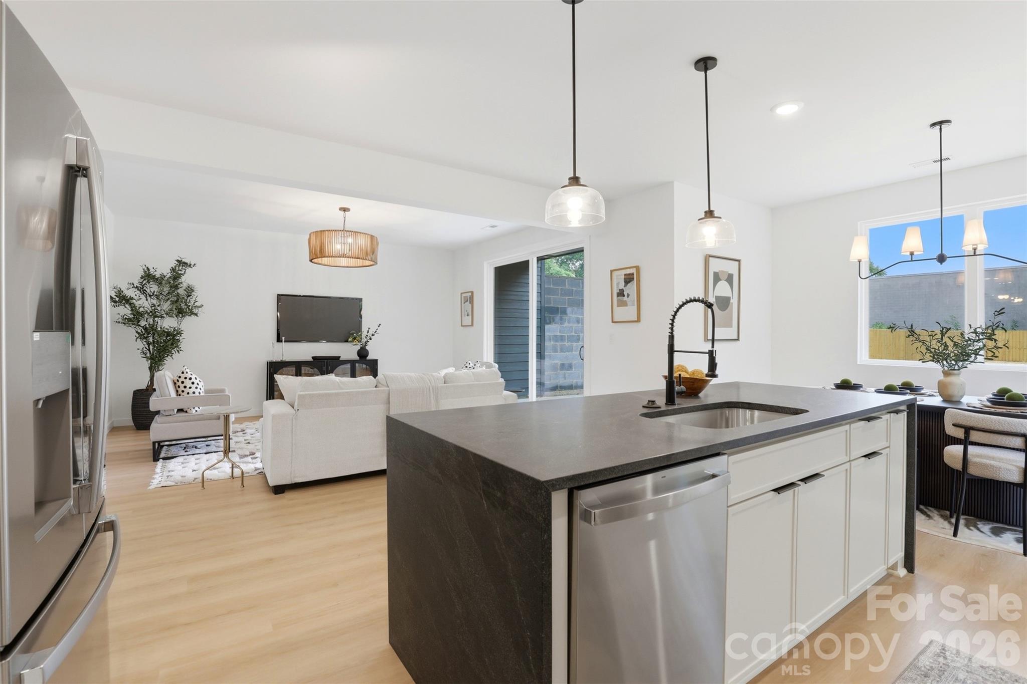2818 Dogwood Avenue Charlotte NC 28206