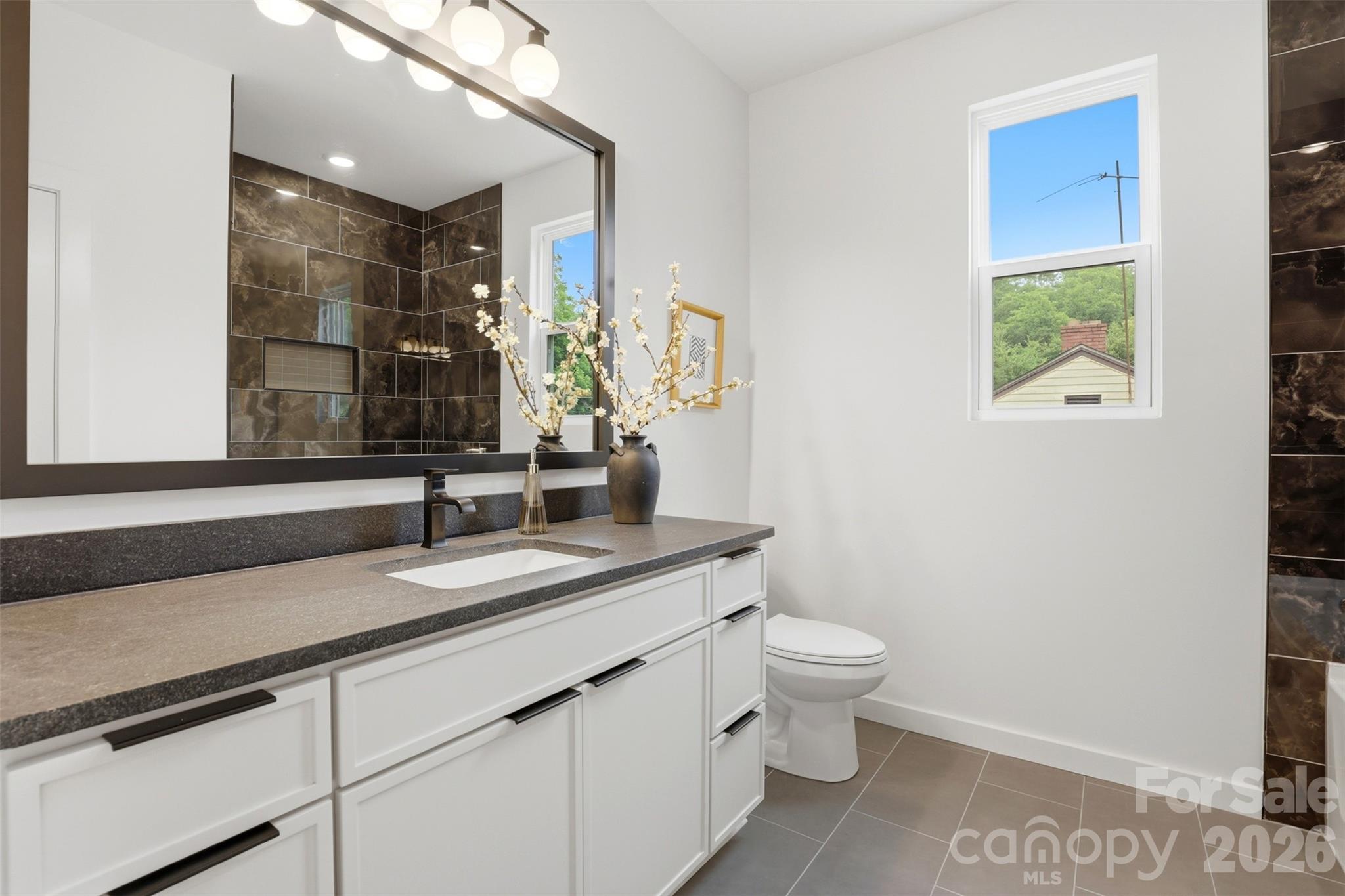 2818 Dogwood Avenue Charlotte NC 28206