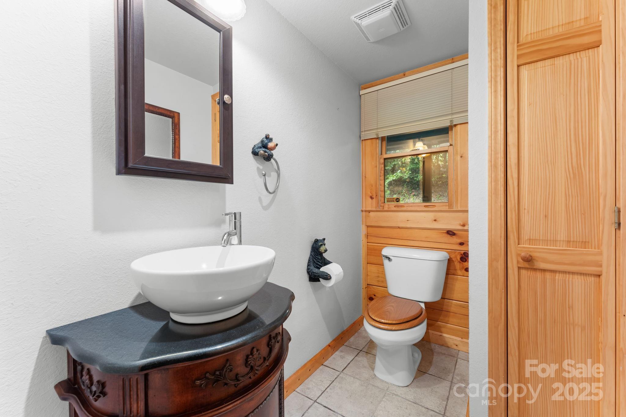 80 Slow Lane Whittier NC 28789