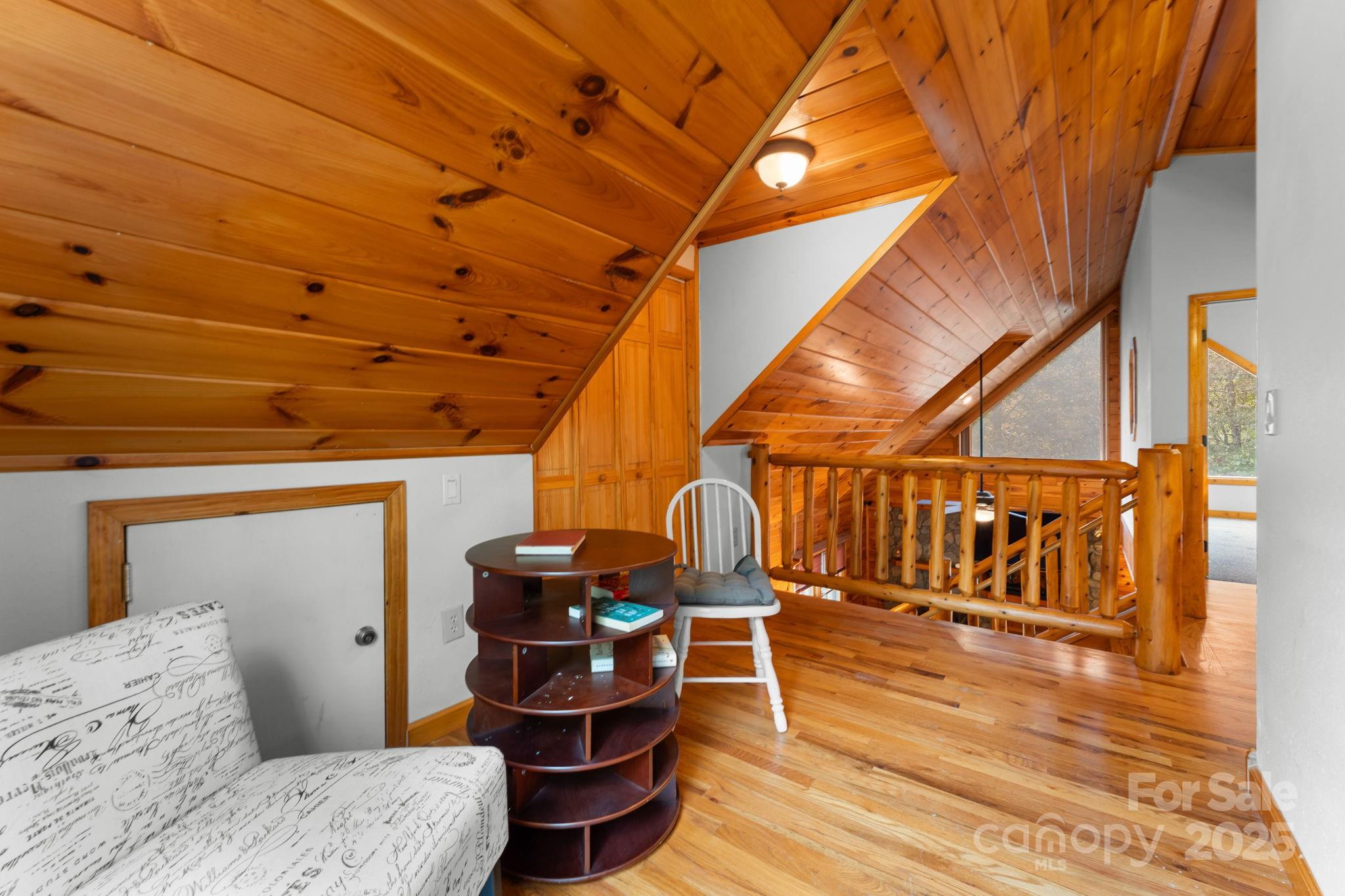 80 Slow Lane Whittier NC 28789