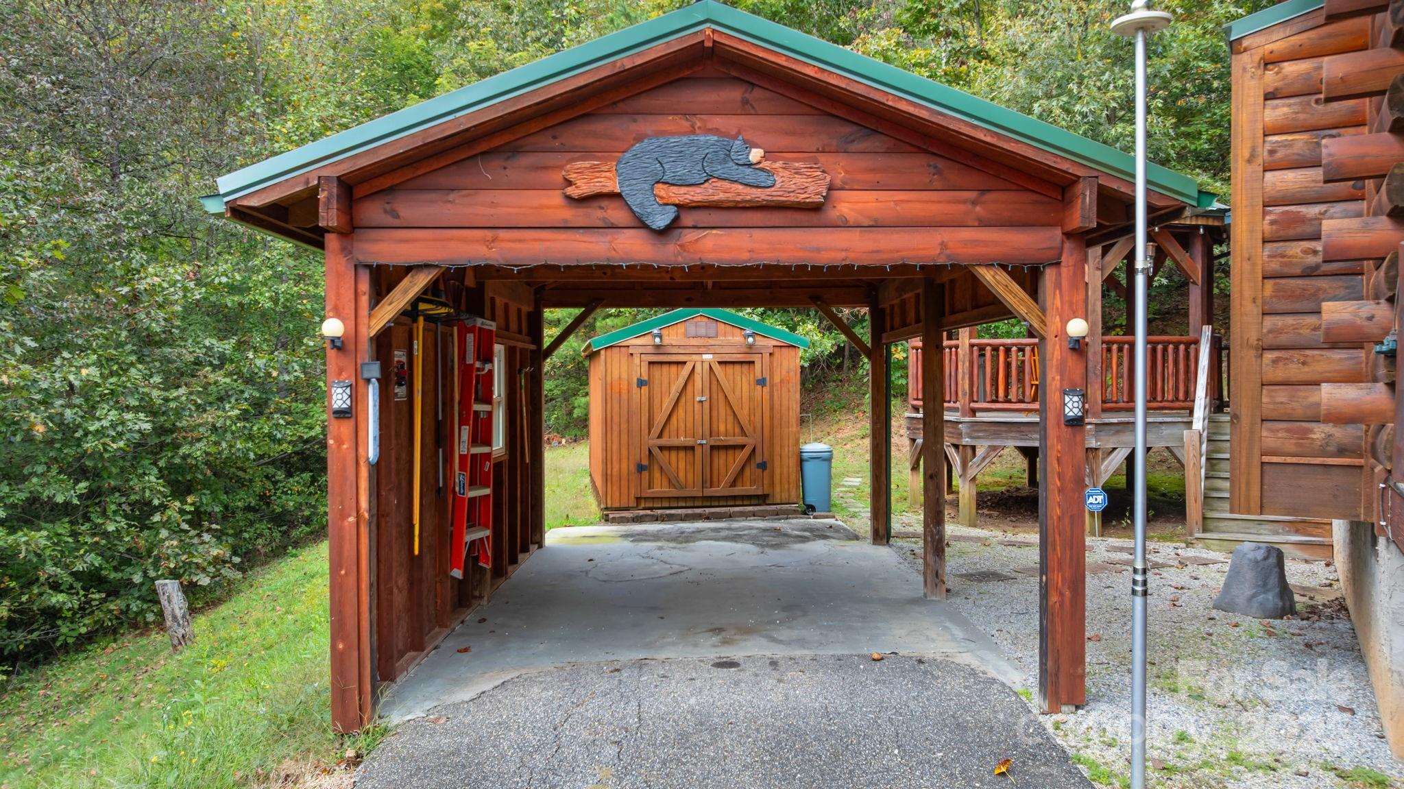80 Slow Lane Whittier NC 28789