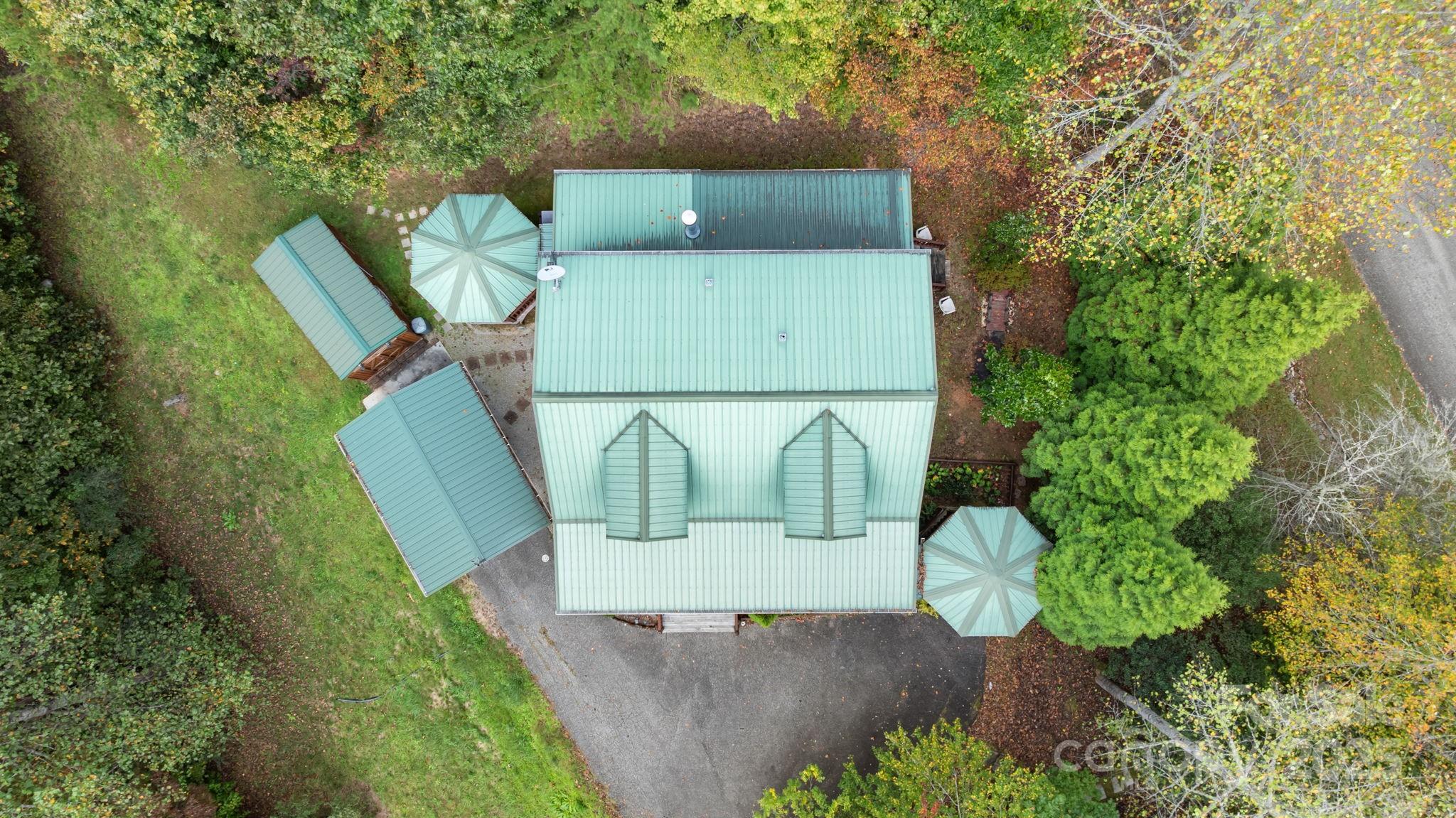 80 Slow Lane Whittier NC 28789
