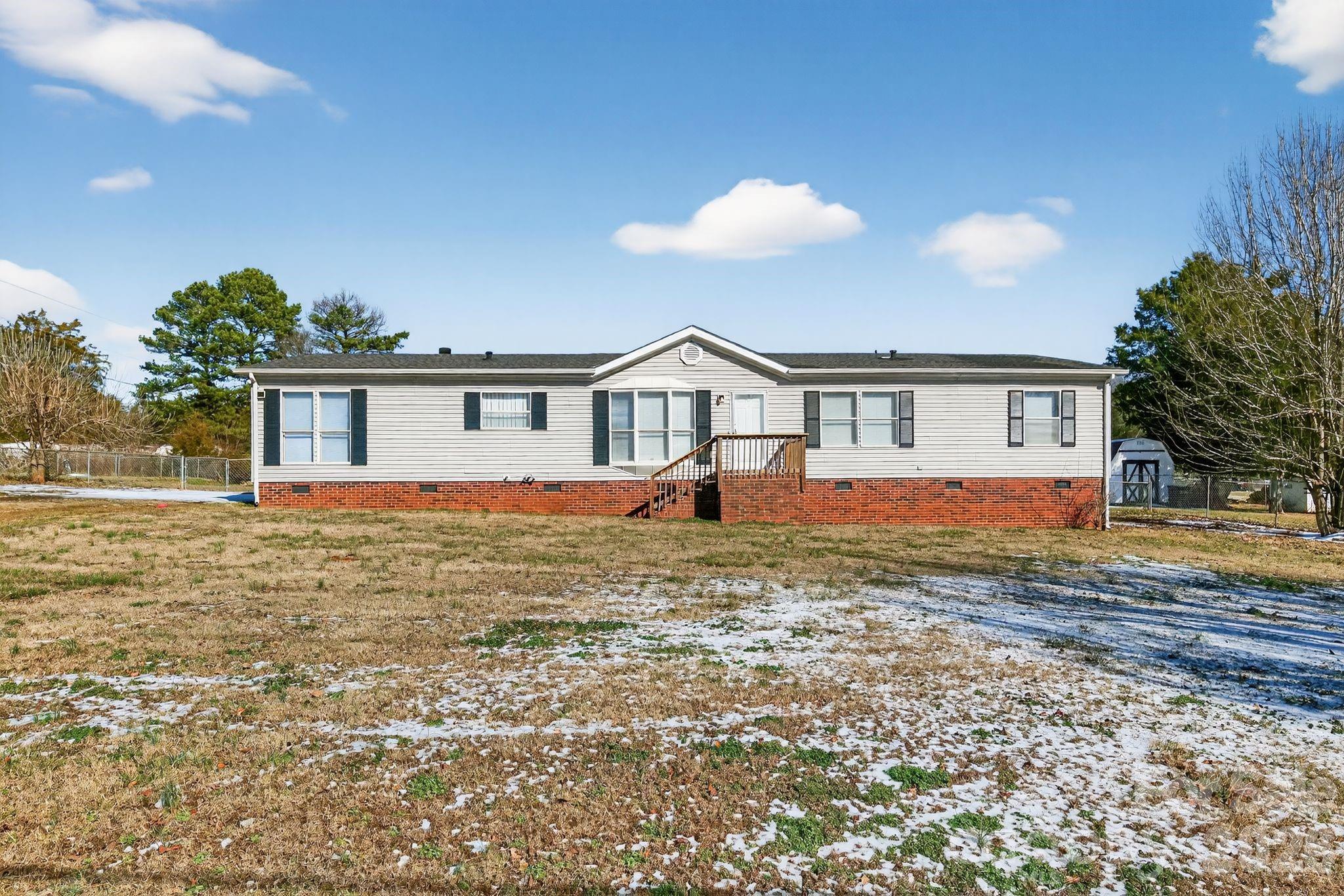 1118 Old Willis School Road Dallas NC 28034